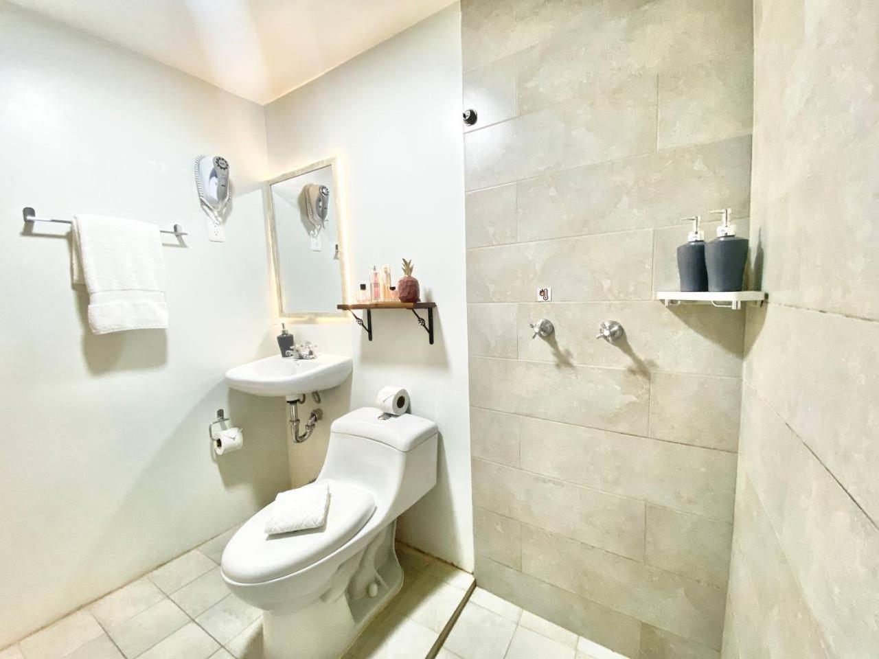 Hotel Bombay Banos  Ngoại thất bức ảnh